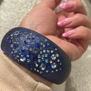 Susan Graver Acrylic Bangle